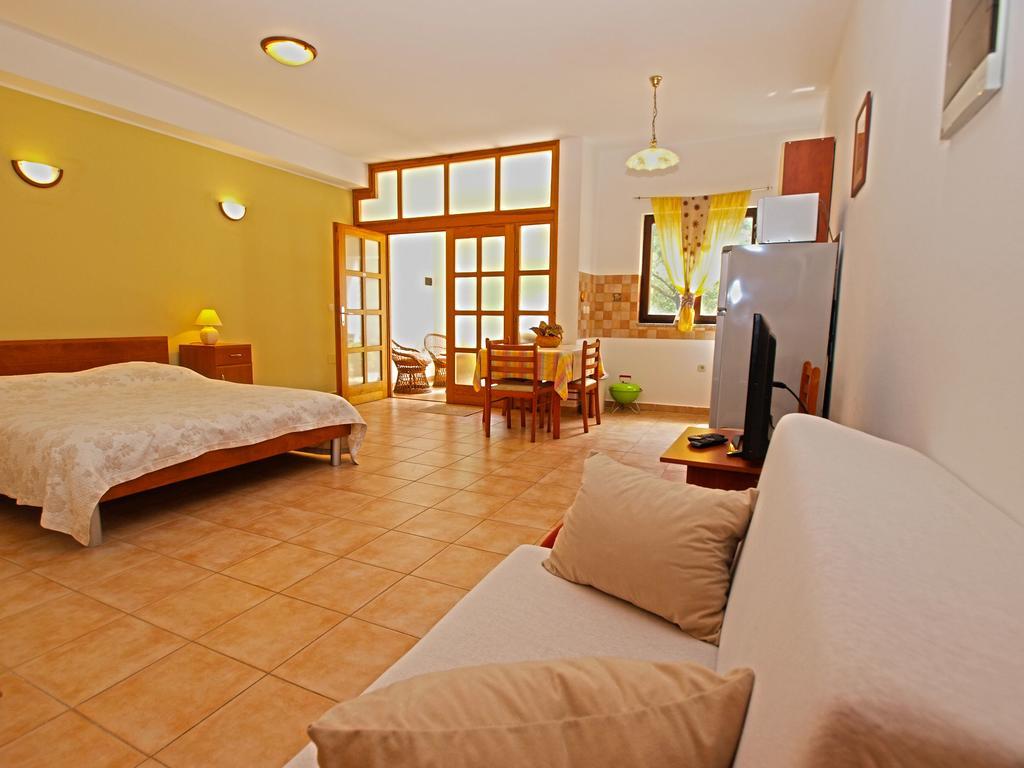 Apartments Milio 1105 Фажана Экстерьер фото